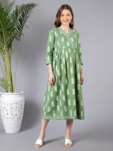 woman, pregnancy, pregnant, maternity dress, maternity wear, portrait